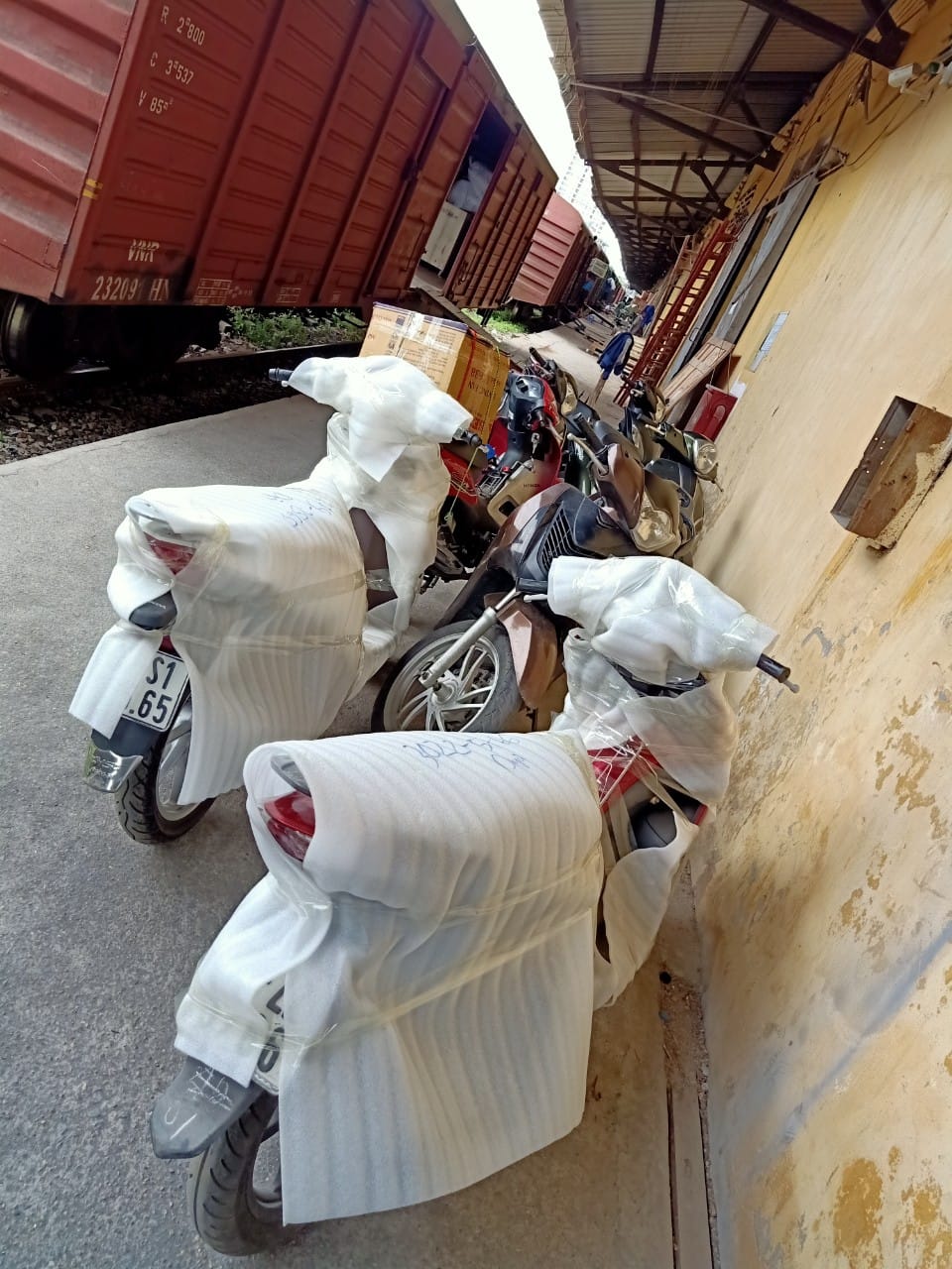 Vận chuyển xe máy Bắc Nam